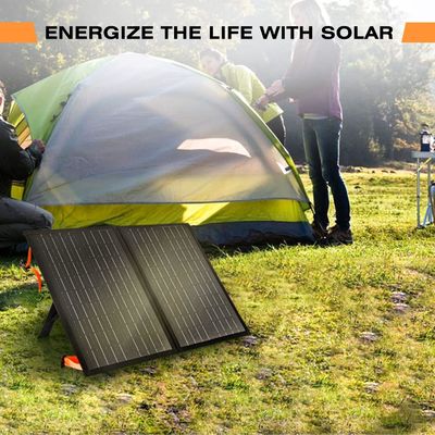 100W ऑफ ग्रिड फोल्डेबल सोलर चार्जर कैम्पिंग के लिए पोर्टेबल सोलर पैनल किट